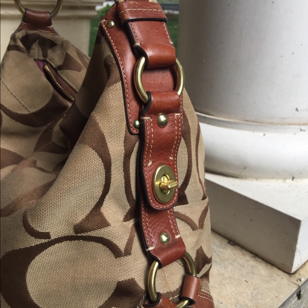 Coach Large Hobo Bag - Picture 8 of 10